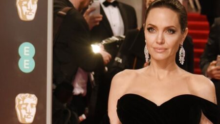 Angelina Jolie Time’a editör oldu (İlk yazı yayınlandı)