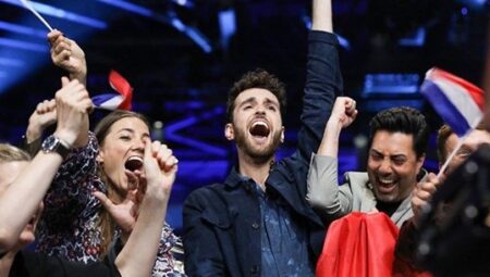 Hollanda Eurovision’u kazandığına pişman