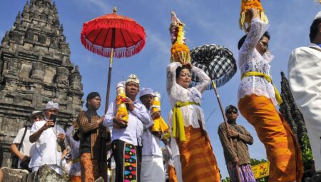Endonezya’da Sessizlik Günü kutlamaları öncesi tören