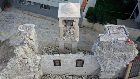 Hatay’daki Maria Ana Rum Ortodoks Kilisesi’nden geriye sadece çan kulesi kaldı