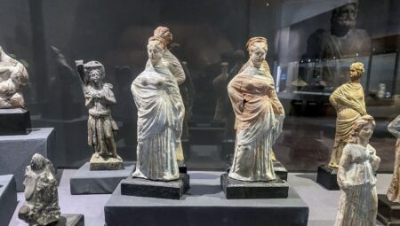 İskenderiye Müzesi ziyaretçileri tarihi yolculuğa çıkarıyor