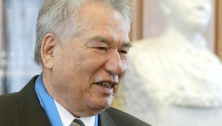 Kırgız yazar Cengiz Aytmatov’un ismi Bakü’de yaşatılacak